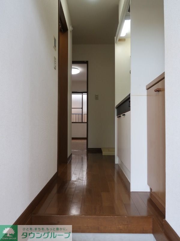 玄関　★お部屋探しは株式会社タウンハウジング東京まで★