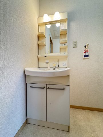 洗面設備　広い洗面スペースです★