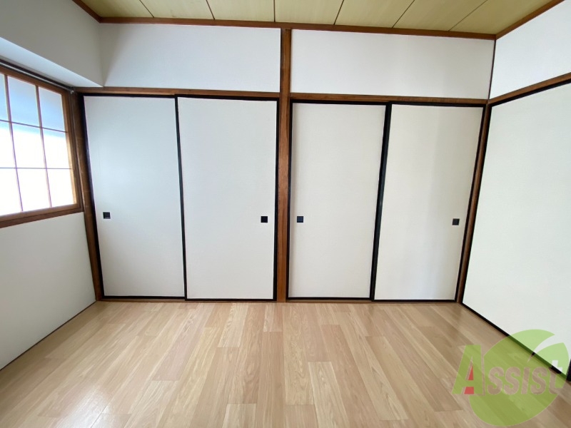 収納　こちらが収納です。大きいので荷物の整理に便利です。