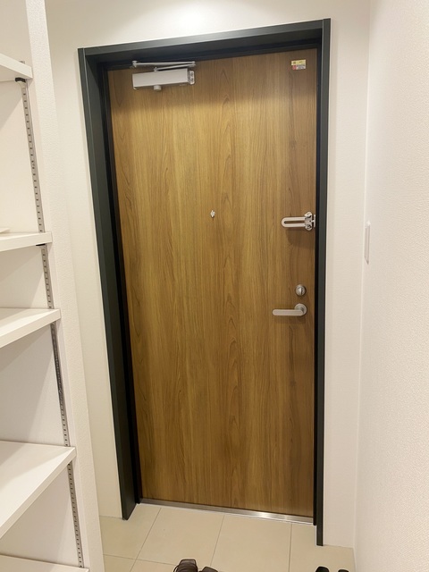 玄関　同仕様参考写真