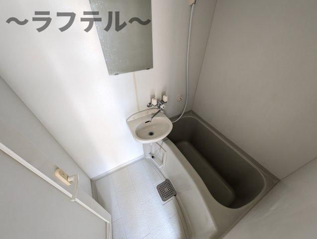 バス・シャワールーム　別部屋イメージ写真