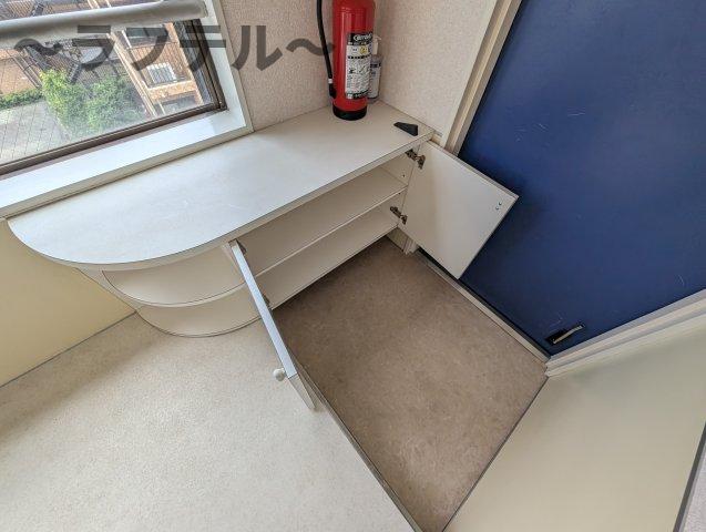 玄関　別部屋イメージ写真