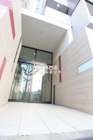 建物外観　シンプルで洗練されたデザインが毎日の暮らしに心地よさをプラス