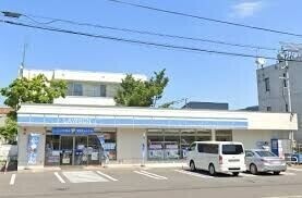コンビニ　ローソン札幌北27条西七丁目店（コンビニ）まで166m