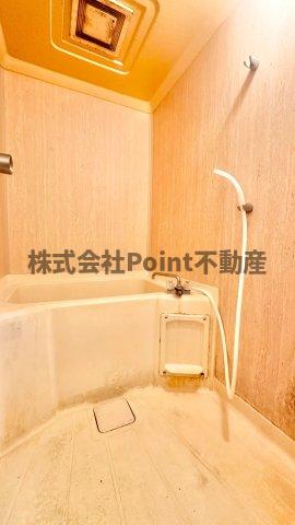 地下鉄御堂筋線 大国町駅 徒歩10分 8階建 築38年の風呂写真
