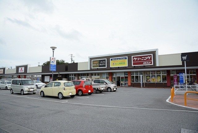 スーパー　イオンタウン豊見城店（スーパー）まで1600m