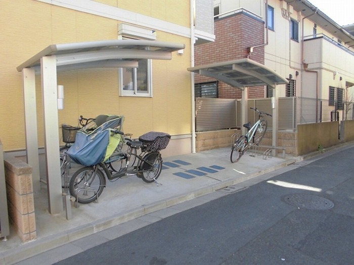 駐車場　駐輪場