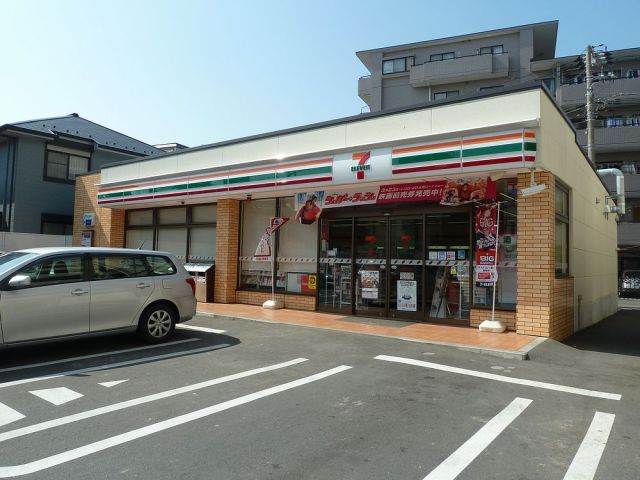 コンビニ　セブンイレブン（コンビニ）まで350m