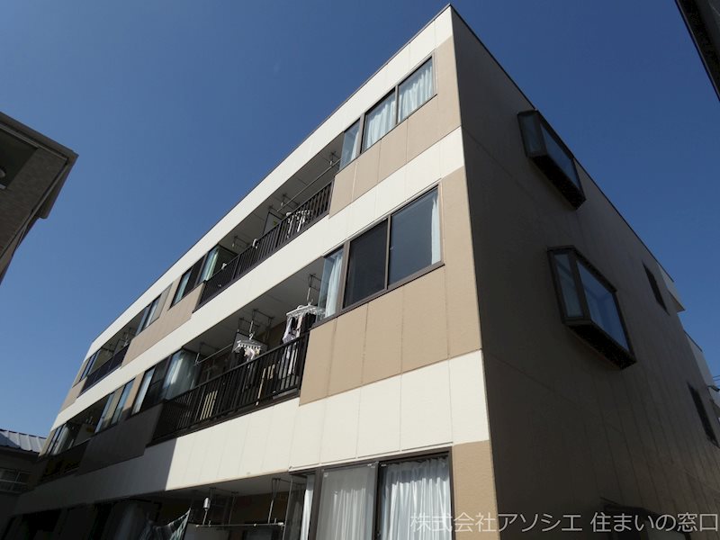 建物外観　アーバンハウス10号館のご紹介は住まいの窓口アソシエにお任せ