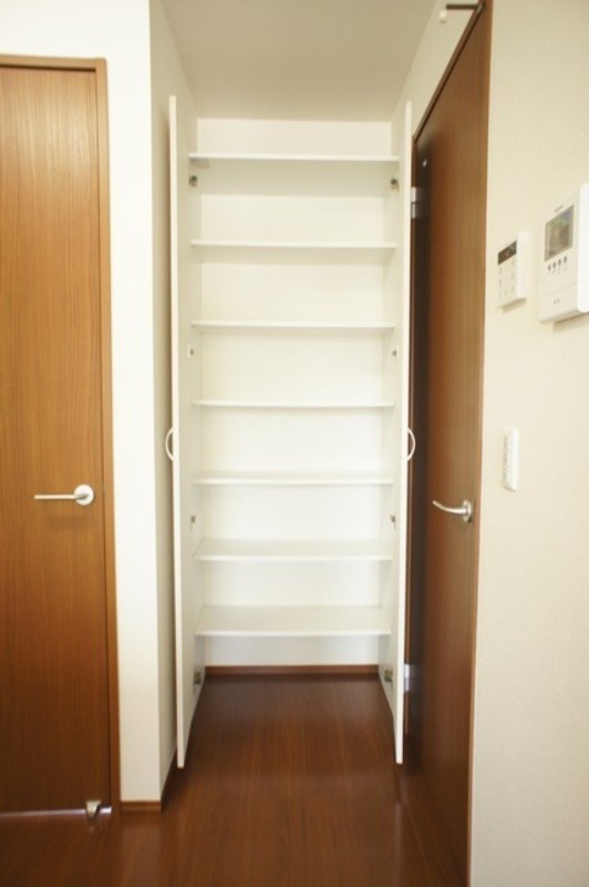 収納　図面と現状に相違がある場合には現状を優先