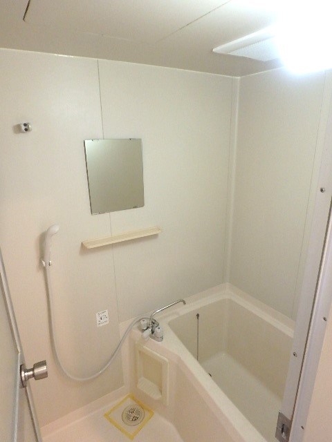 バス・シャワールーム　別部屋参照写真