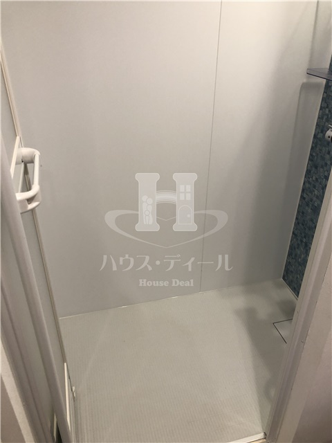 バス・シャワールーム　シンプルで使いやすいシャワールームです