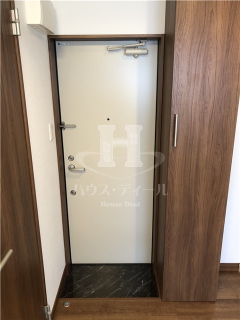 玄関　明るい玄関です