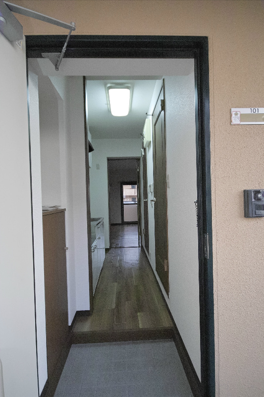 玄関　実際のお部屋と異なる場合は現況優先とします