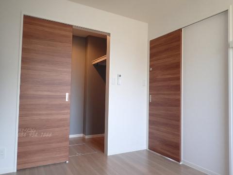 収納　ウォークインクローゼット