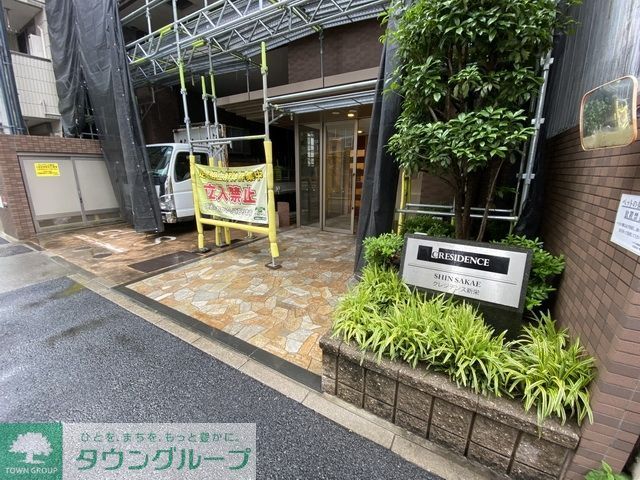 エントランス　庭