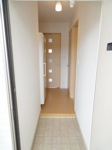 玄関　落ち着いた玄関です
