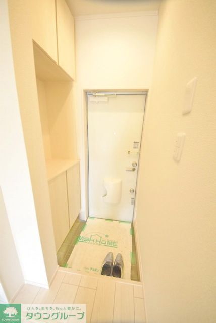 玄関　お問合せはタウンハウジングまで！※現地待合わせ相談可能