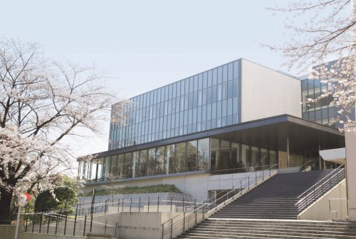 病院　鶴見大学歯学部附属病院（病院）まで571m