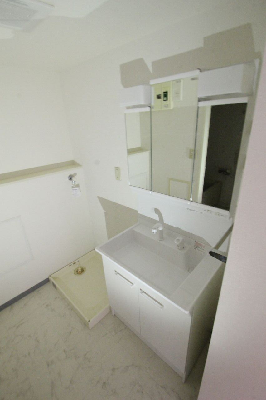 洗面設備　同物件の別のお部屋です