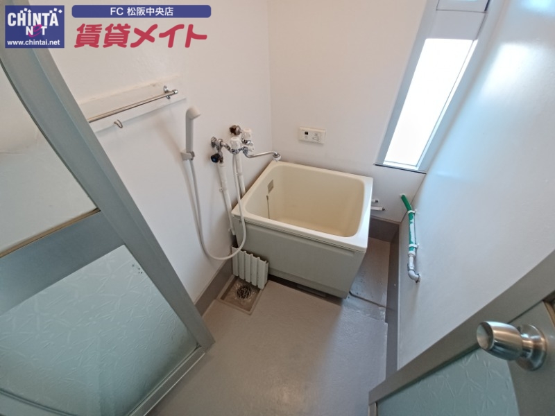 バス・シャワールーム　別部屋画像参考