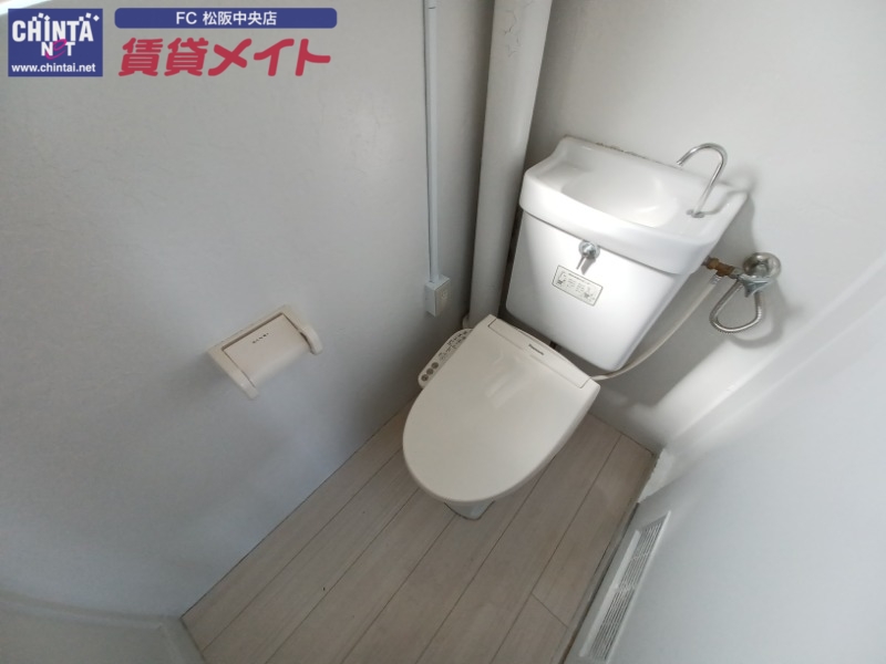 トイレ　別部屋画像参考