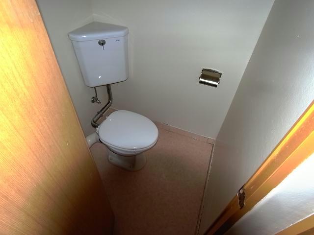 トイレ　※同型参照参考写真※