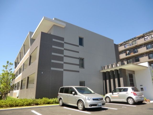 建物外観　キレイな外観