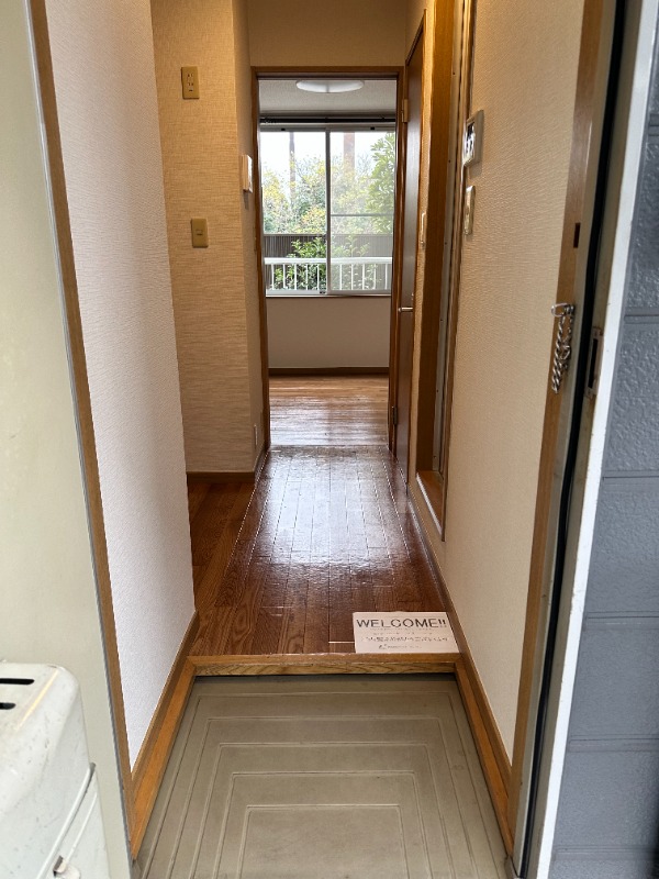 玄関　※別部屋写真参照