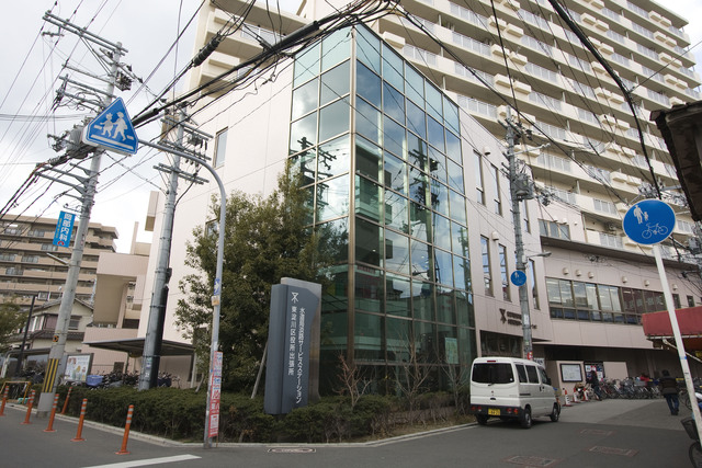 役所　東淀川区役所出張所（役所）まで1901m