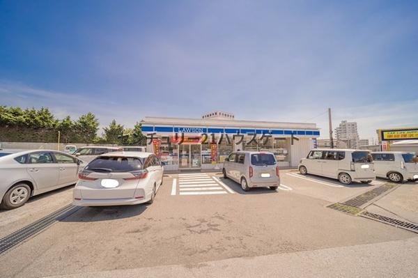 コンビニ　ローソン宇都宮泉が丘1丁目店（コンビニ）まで765m