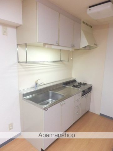 地下鉄東西線 西１８丁目駅 徒歩4分 9階建 築35年のキッチン写真