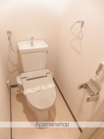 地下鉄東西線 西１８丁目駅 徒歩4分 9階建 築35年のトイレ写真