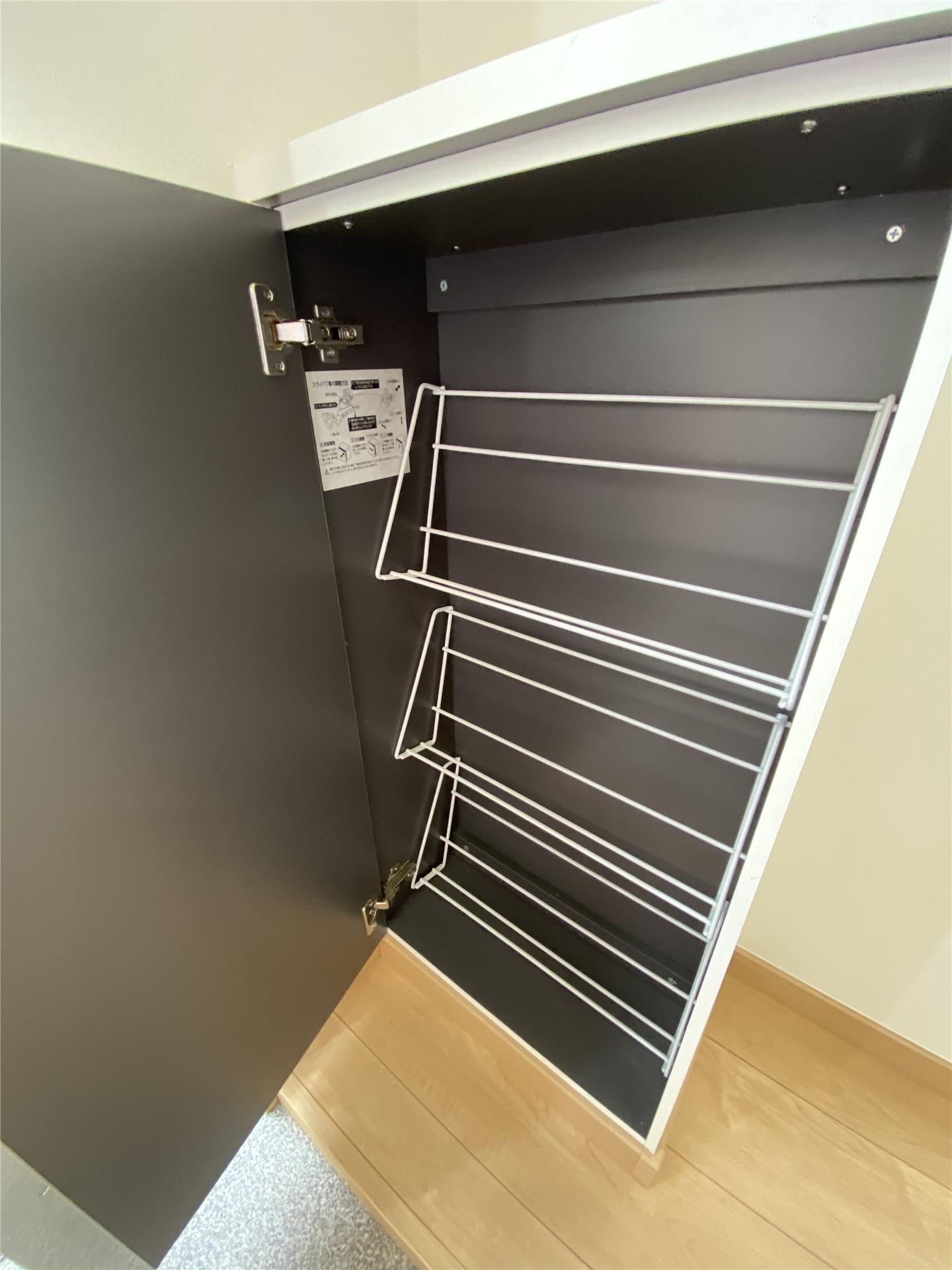 玄関　別部屋の写真です