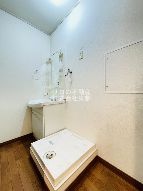 その他　洗濯機置場には防水パンを設置！水漏れも安心です◎
