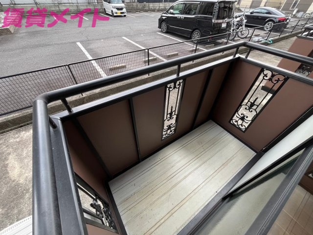 バルコニー　別部屋同タイプです