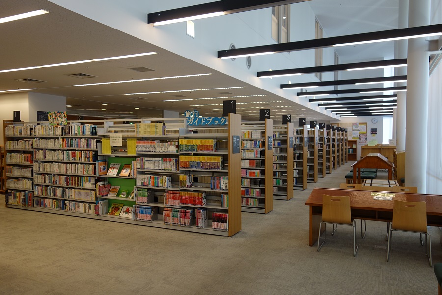 図書館　渋谷区立こもれび大和田図書館（図書館）まで648m