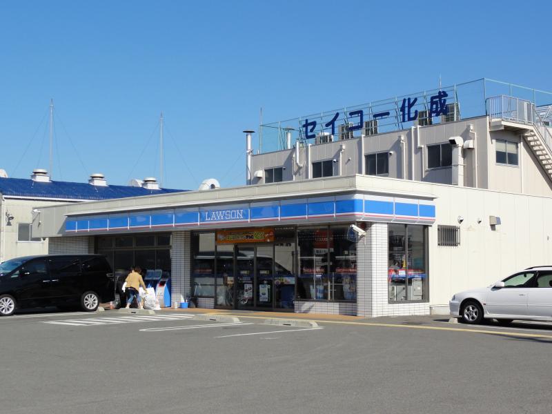 コンビニ　ローソン 神戸伊川谷潤和店（コンビニ）まで943m