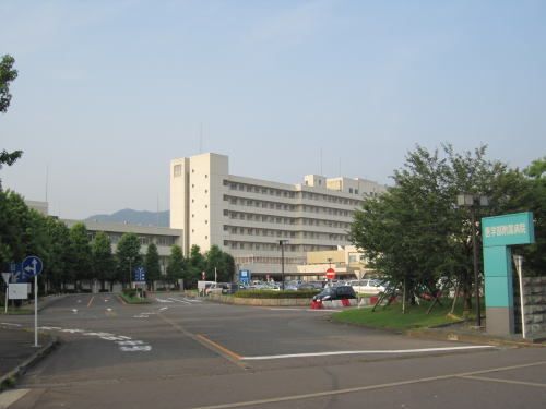病院　福井大学医学部付属病院（病院）まで3000m