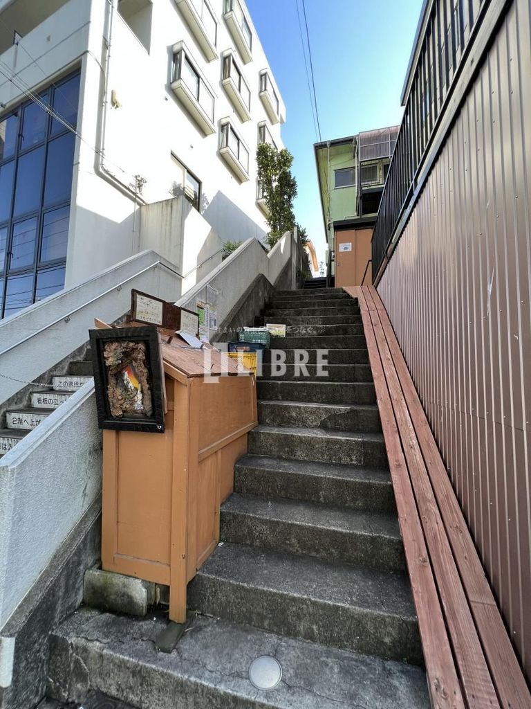 エントランス　外観