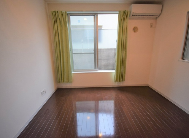 居室・リビング　※他部屋参考写真