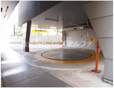 駐車場　ドゥーエ横浜駅前　駐車場