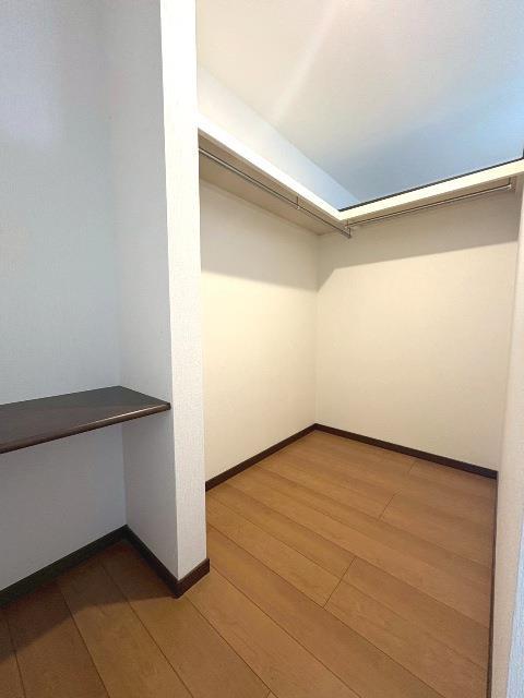 富雄元町1丁目戸建の内装写真