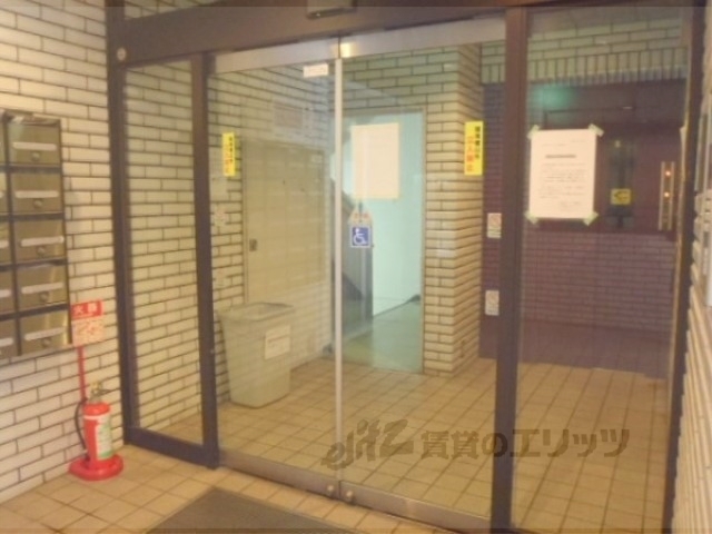 浜大手筋ケンネルの外観写真