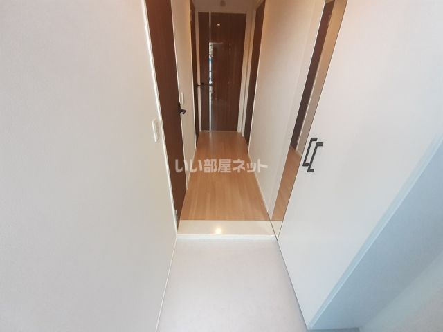 ＪＲ鹿児島本線 陣原駅 徒歩9分 7階建 築2年の玄関写真