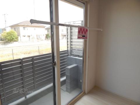 その他設備　室内物干し（イメージ）