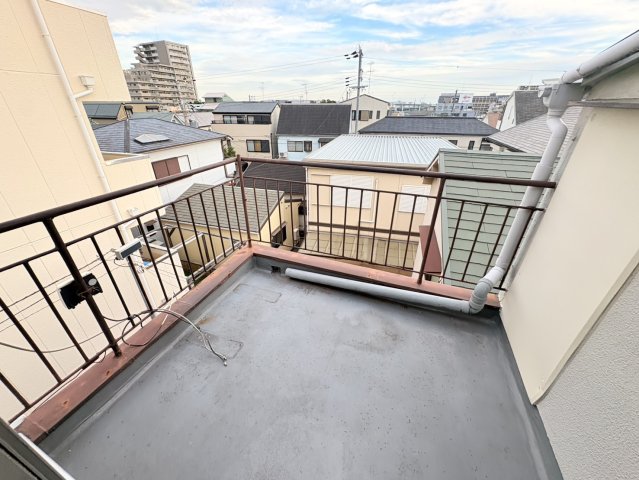 岩屋北町1丁目貸戸建の内装写真