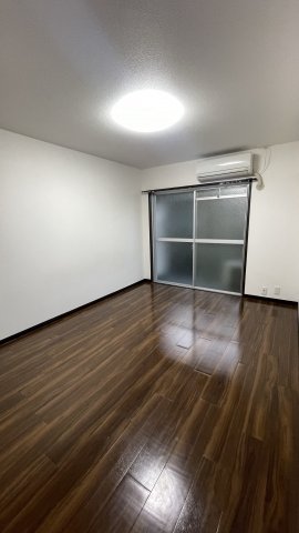 居室・リビング　エアコン付きで初期費用を抑えたい方にもおすすめです。
