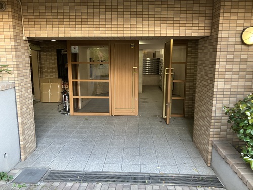 その他　エントランス　※2026年6月撮影