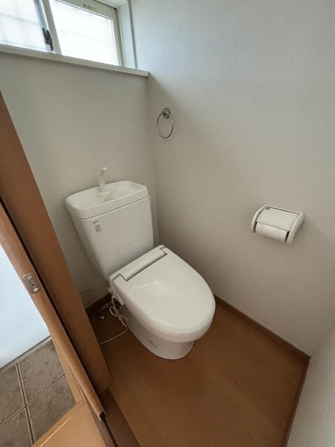 青葉荘のトイレ写真